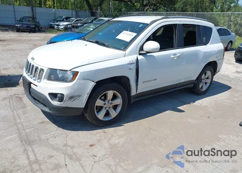 2017 Jeep Compass Latitude 4X4 из США, поврежденный, VIN 1C4NJDEB6HD191125